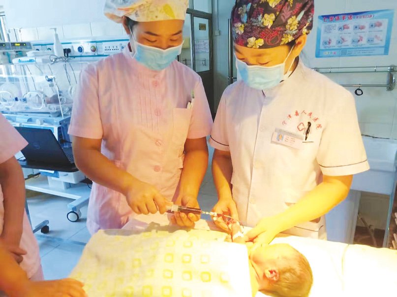巴塘县妇婴监护型护送